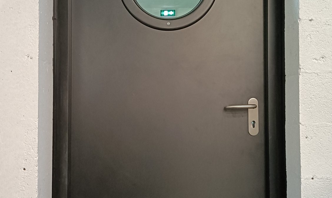 portes d entree aluminium - nos réalisations - VERMETAL
